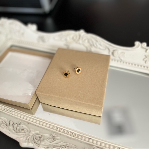 Spade gold earrings - Picture 2 of 2